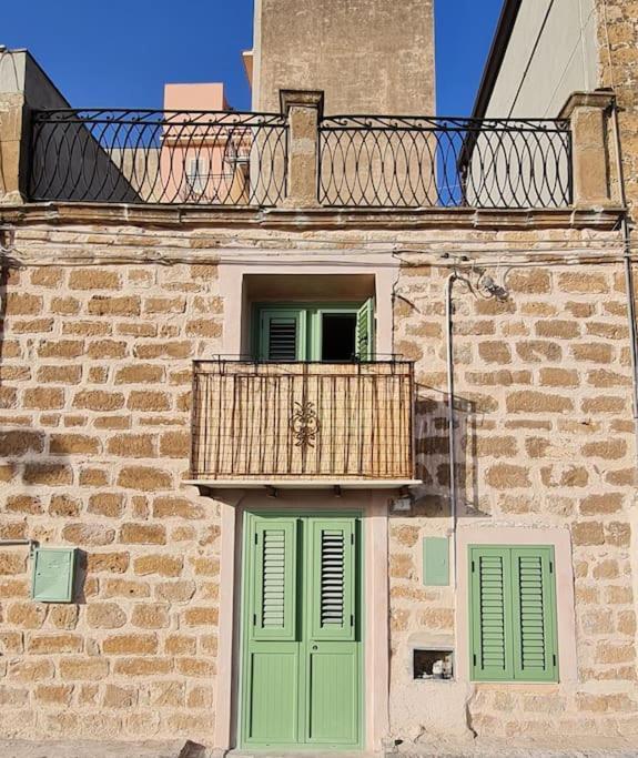 Ca' Sole Apartment Butera Exterior photo